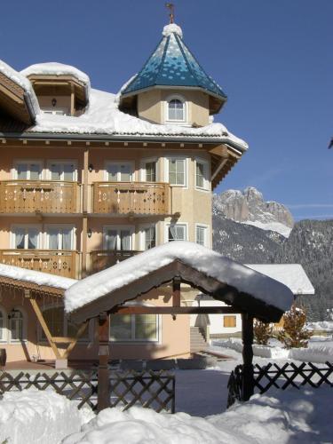 Sas Morin 4* Pozza di Fassa
