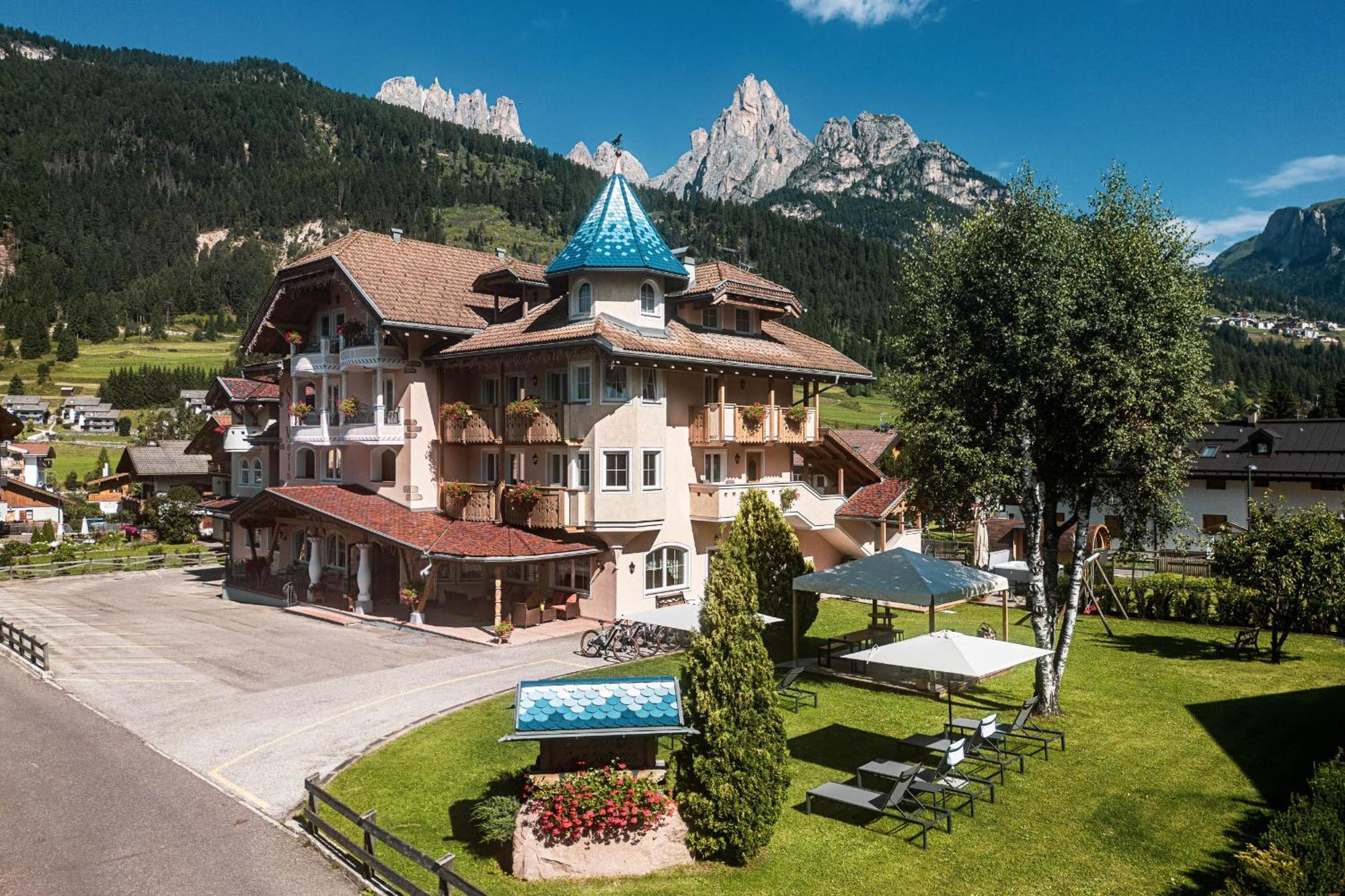 Chalet Sas Morin Hotel